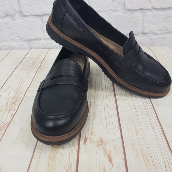 clarks raisie eletta loafer
